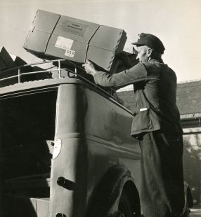 Paketbeförderung, 1952